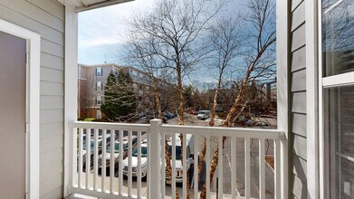 Interior Photo - Ridge at Blue Hills