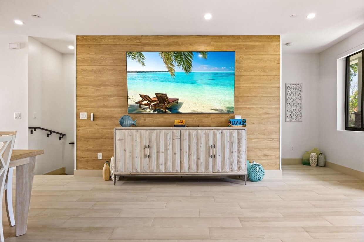 Photo - 428 SE 12th Ct (Fort Lauderdale, FL)