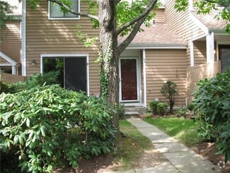 Building Photo - 33 Rambling Brook Rd