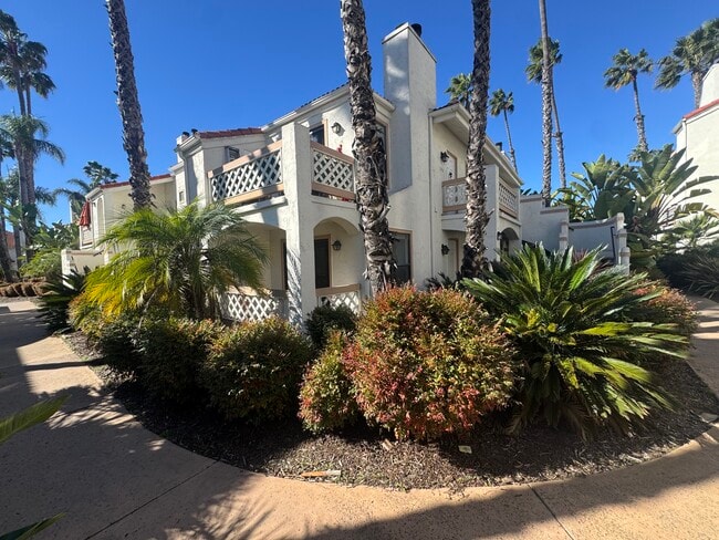 Building Photo - 9408 Twin Trails Dr