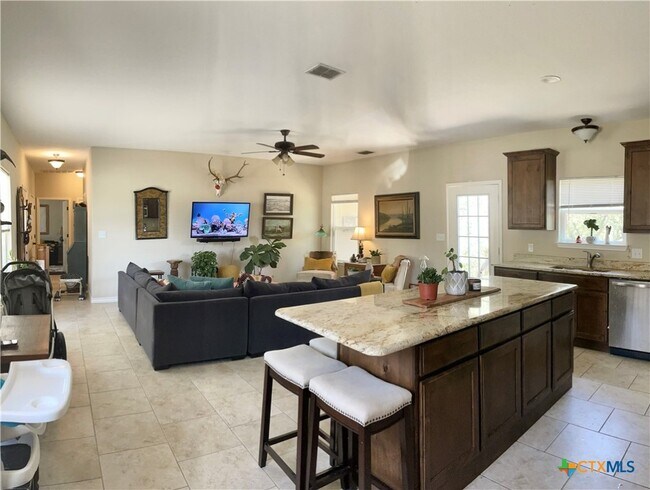 Foto del edificio - 1131 Rocky Ridge Loop