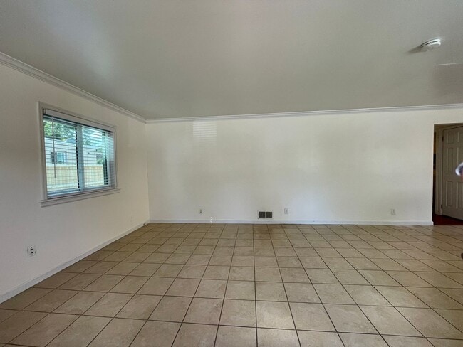 Foto del edificio - $0 DEPOSIT OPTION!  CHARMING 3BED/2BATH HARVEY PARK RANCH STYLE HOME!