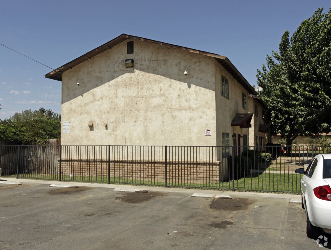 Building Photo - 206 McCord Ave