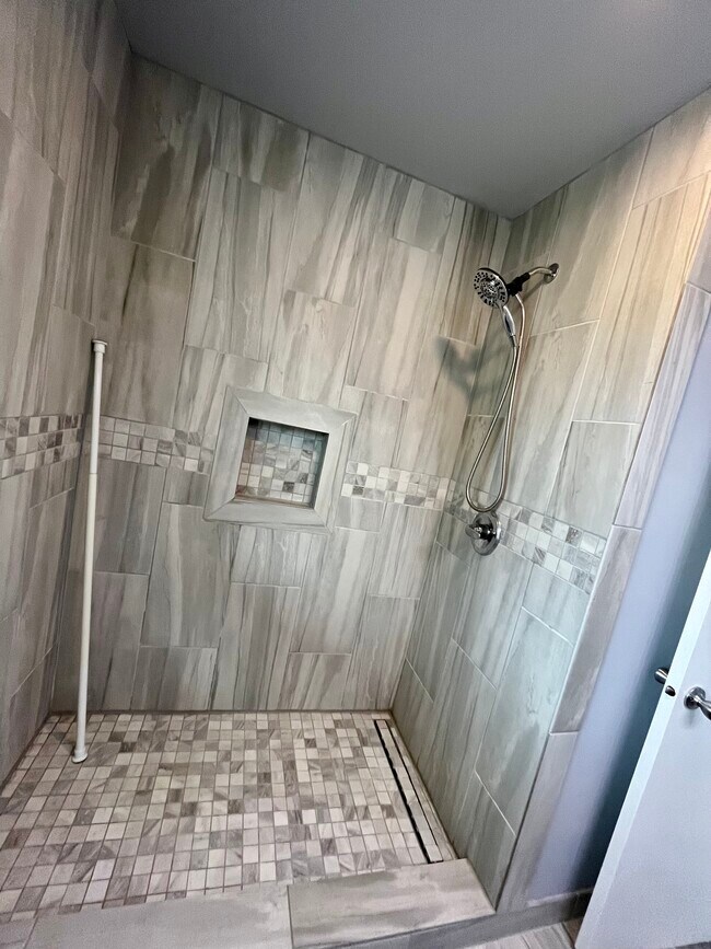 Foto del edificio - 2441 Norvell Rd