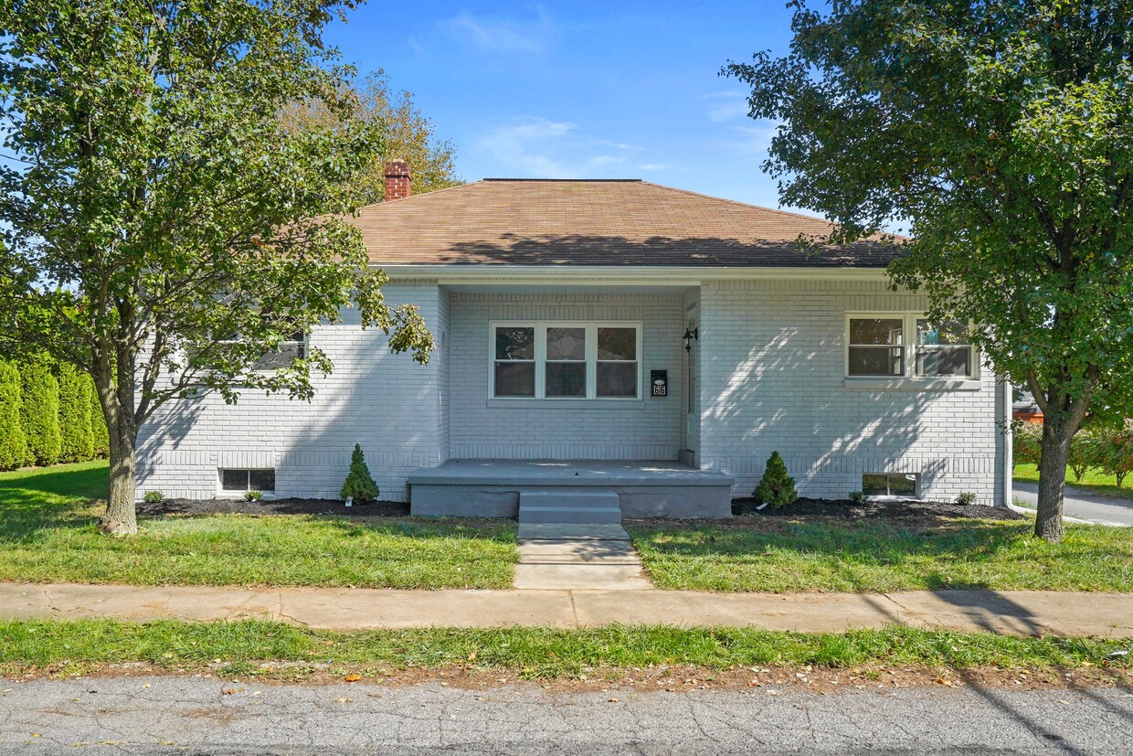 Primary Photo - 66 Saylor St