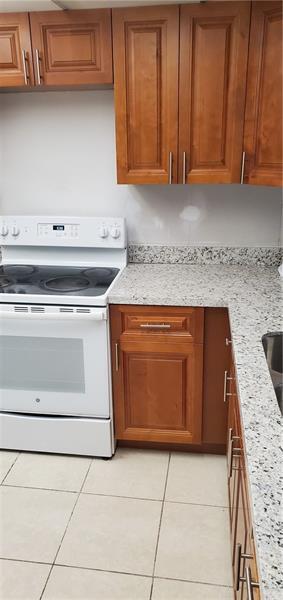 Primary Photo - 4139 NW 19th St