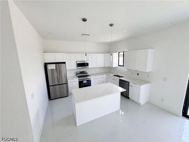 Foto del edificio - 4012 NW 22nd Terrace