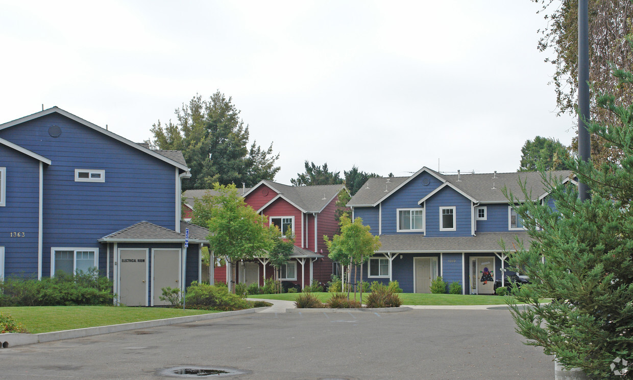 Primary Photo - Pismo Station Apartments