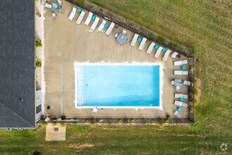 Building Photo - Winding Springs