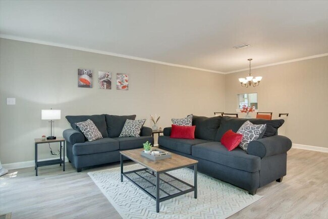 Foto del edificio - 705 Beacon Hill Ln