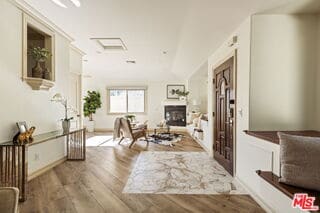 Foto del edificio - 272 N Chester Ave