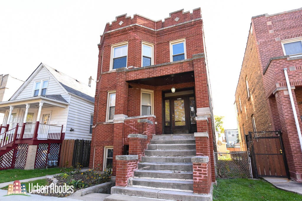 5141 W Roscoe St Unit 2, Chicago, IL 60641 Apartments 5141 W Roscoe