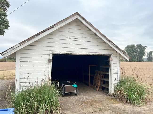 Building Photo - 13738 Myers Ln S