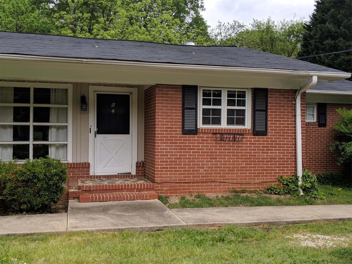 Primary Photo - 505 S Old Statesville Rd