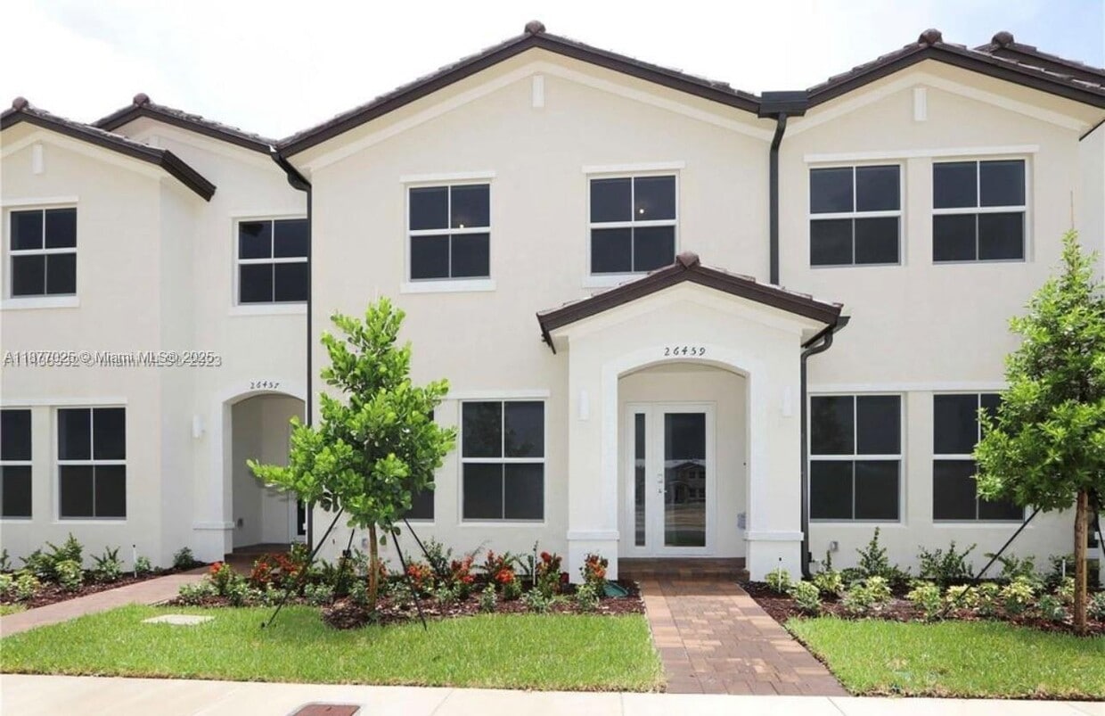 Primary Photo - 26459 SW 148th Ave