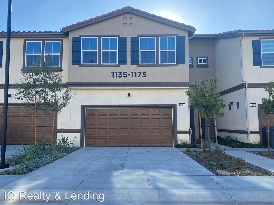 Primary Photo - 3 br, 2.5 bath House - 1151 Evelyn Dr