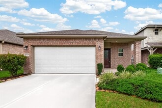 Building Photo - 13129 Leisure Cove Dr