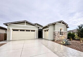 Building Photo - 4323 N 92nd Dr