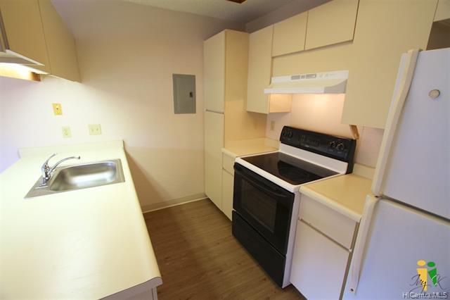 Building Photo - 94-1071-1071 Kaukahi Pl