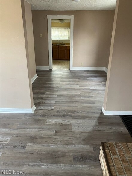 Foto del edificio - 56 Marion Ave