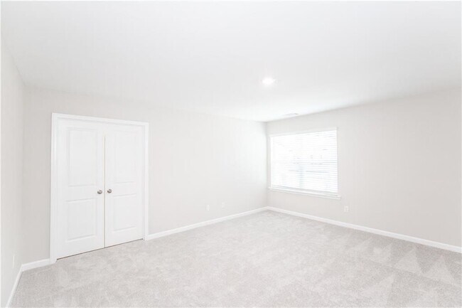 Building Photo - 129 Golden Eagle Pkwy