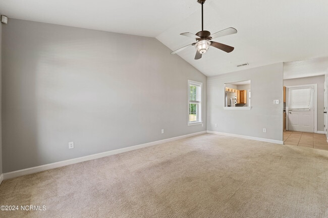 Foto del edificio - 206 Streamwood Dr