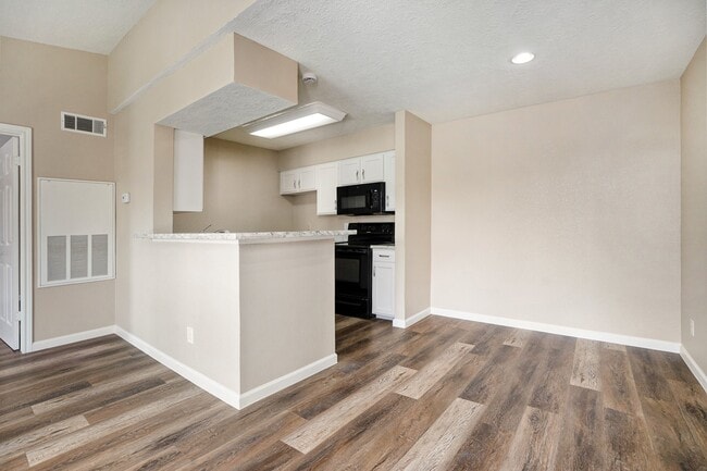 Foto del edificio - 18800 Egret Bay Blvd