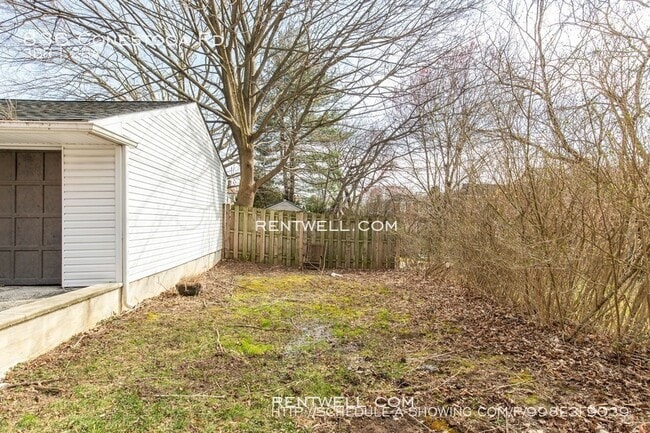 Building Photo - 836 Conestoga Rd
