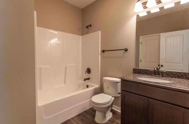 Foto del edificio - 3 Bed 3 Bath Home