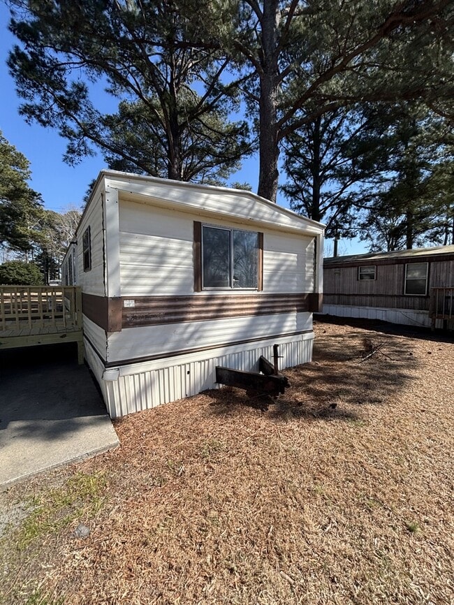 Foto del edificio - 300-27 Ricks Road