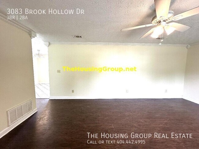 Building Photo - 1 Free Month Rent + 13 Month Lease