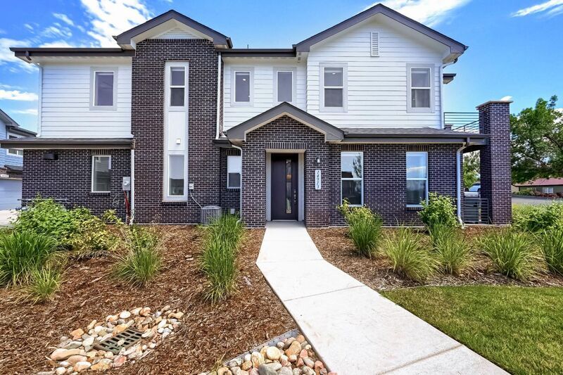 Primary Photo - 14913 E Belleview Dr