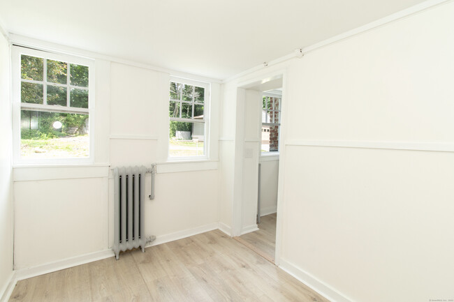 Building Photo - 30 Grove St
