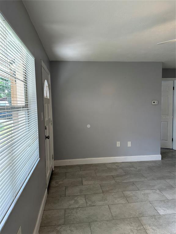 Foto del edificio - 473 93rd Ave N