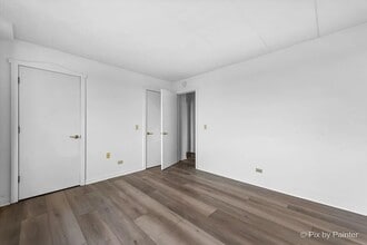 Building Photo - 1 One Renaissance Pl