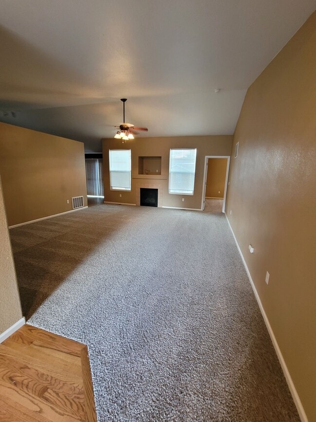 Photo - 7323 Bentwater Dr (Fountain, CO) House