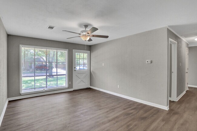 Foto del edificio - Beautiful Home for Lease!