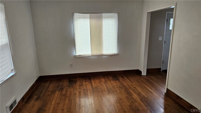 Foto del edificio - 203 Wilmont Rd