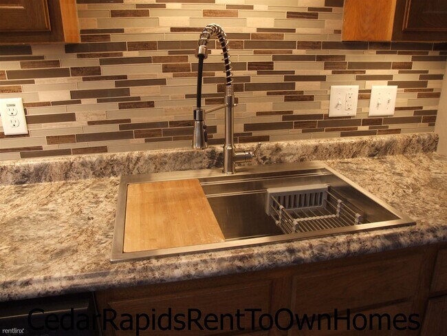 Building Photo - 4 br, 1.5 bath House - RENT TO OWN Now $14...