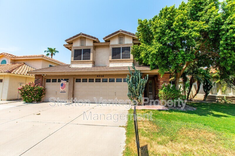 Primary Photo - 4314 E Silverwood Dr