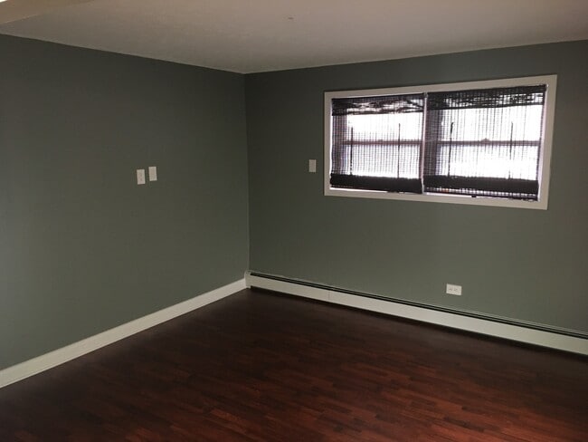 Foto del edificio - 5818 S Archer Ave