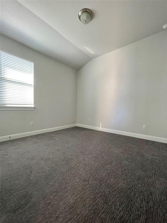 Building Photo - 128 Birkshire Dr