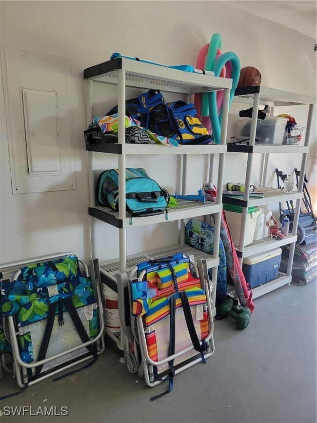 Foto del edificio - 735 High Pines Dr