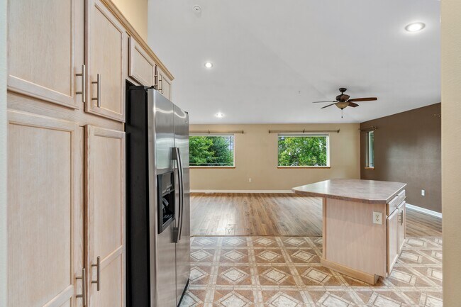 Foto del edificio - 502 E Ferndale Ave