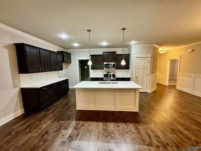 Building Photo - 2257 Estuary Dr SW