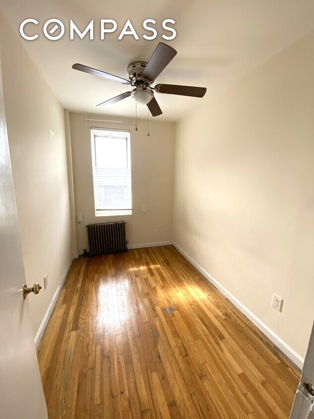 244 Van Brunt St Unit 2R, Brooklyn, NY 11231 Room for Rent in