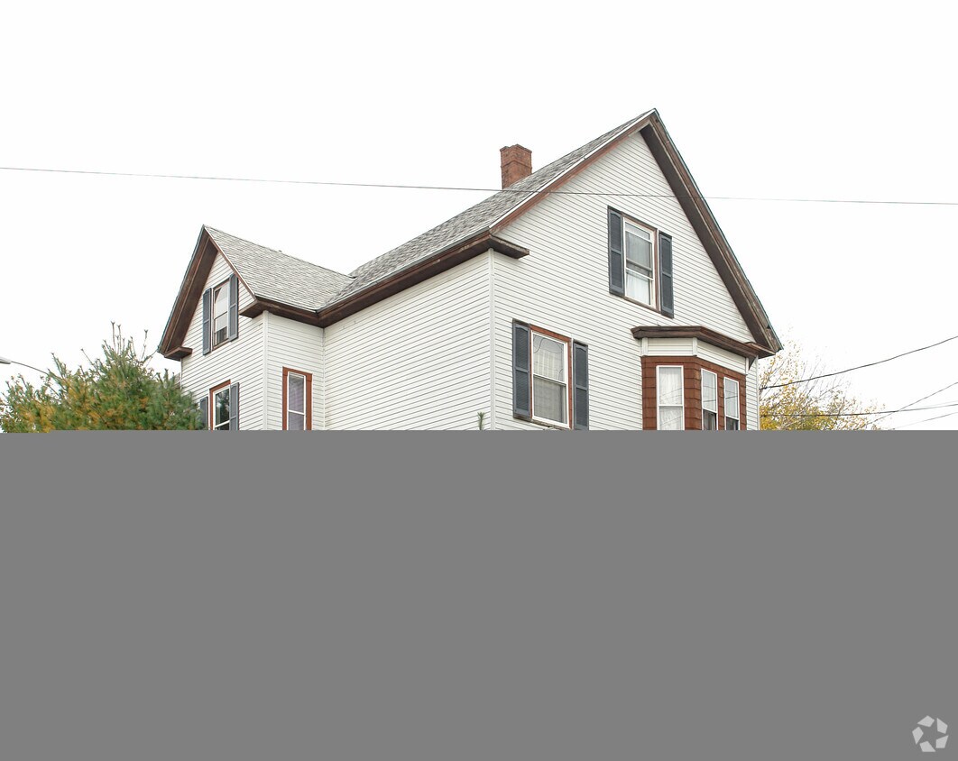 Building Photo - 106 Holland St