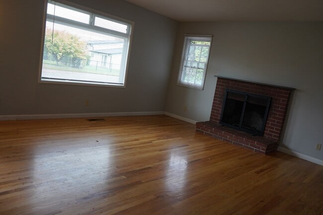 Photo - 7208 Mississippi Dr House