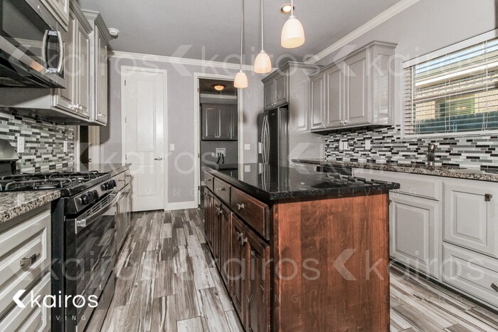 Foto del edificio - 7404 Mosley St