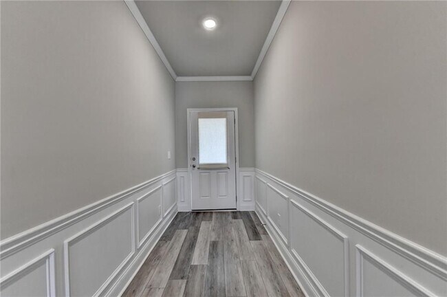 Building Photo - 217 Rockfern Ter